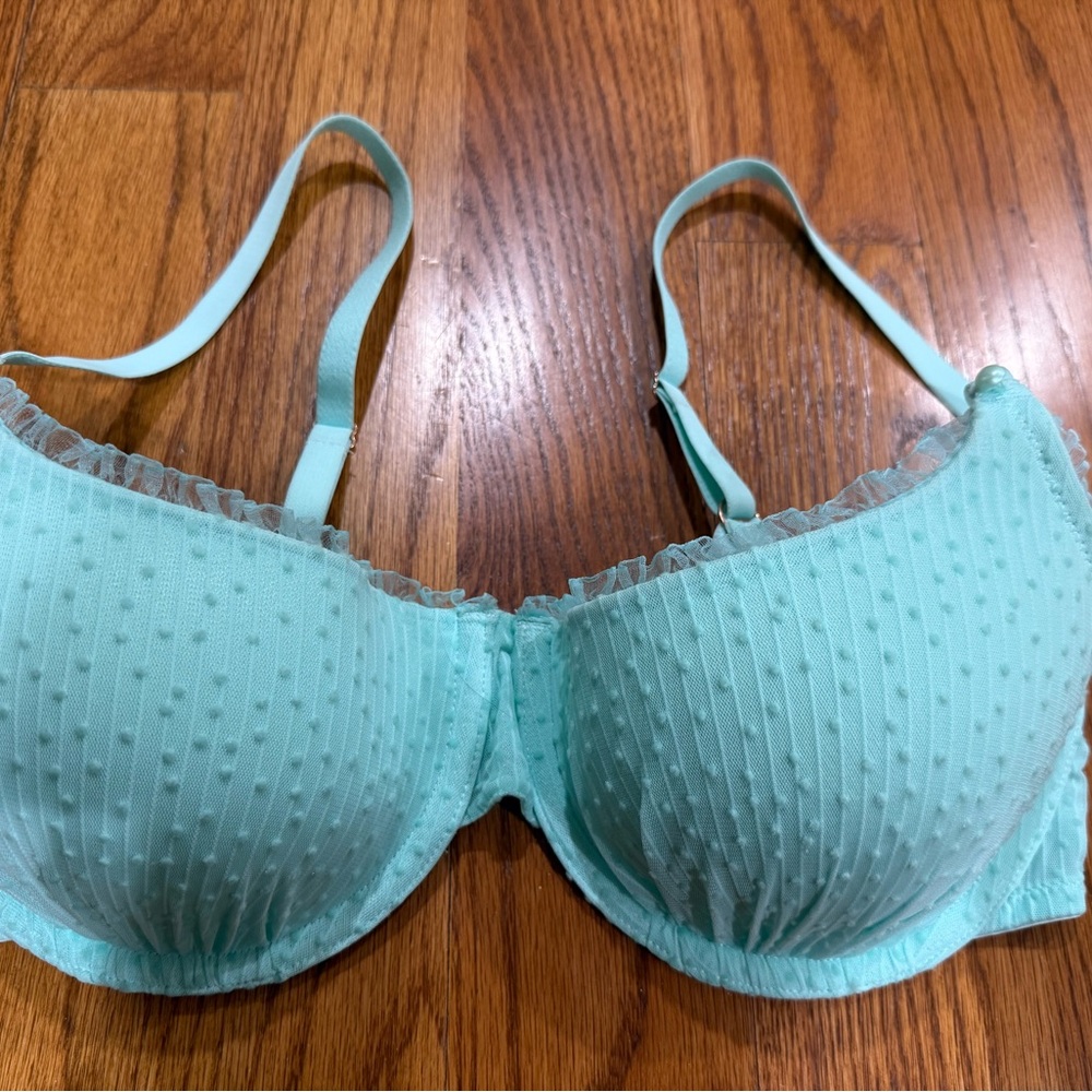 Savage X Fenty Green Full Coverage Bra